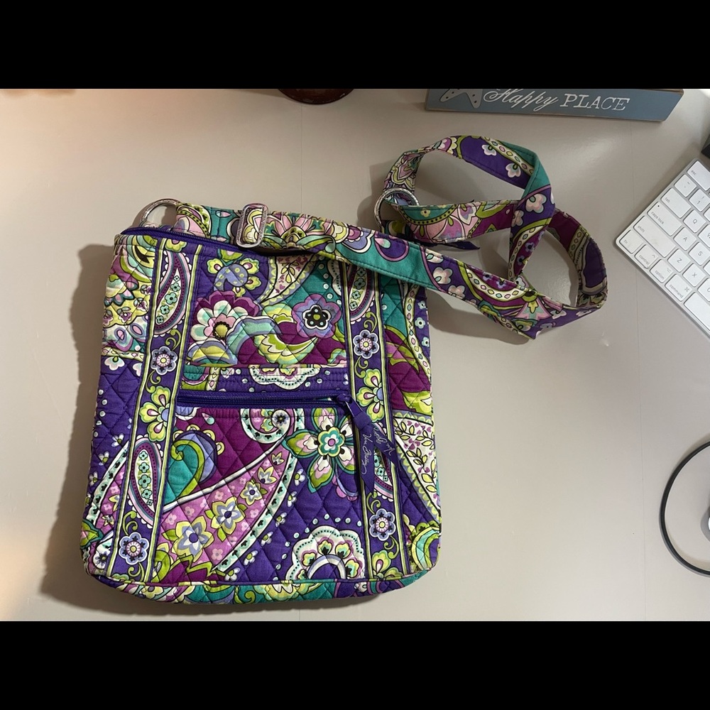 Vera Crossbody